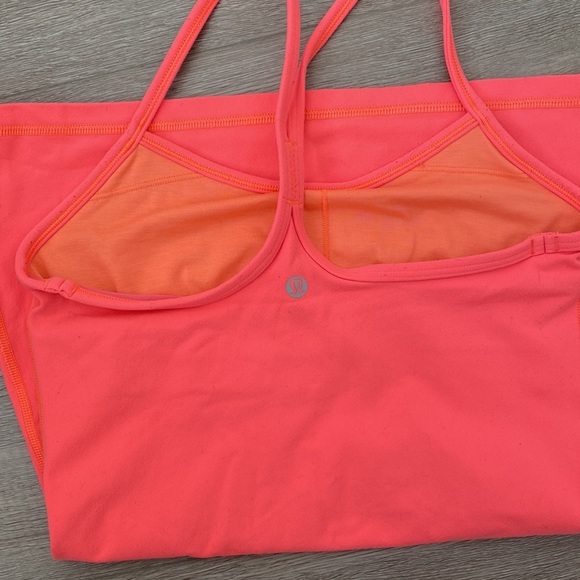Lululemon Power Y Tank Size 4 - Picture 2 of 3